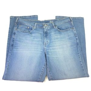 AE Supply Co Women's Distressed Jeans Size 8 Q150